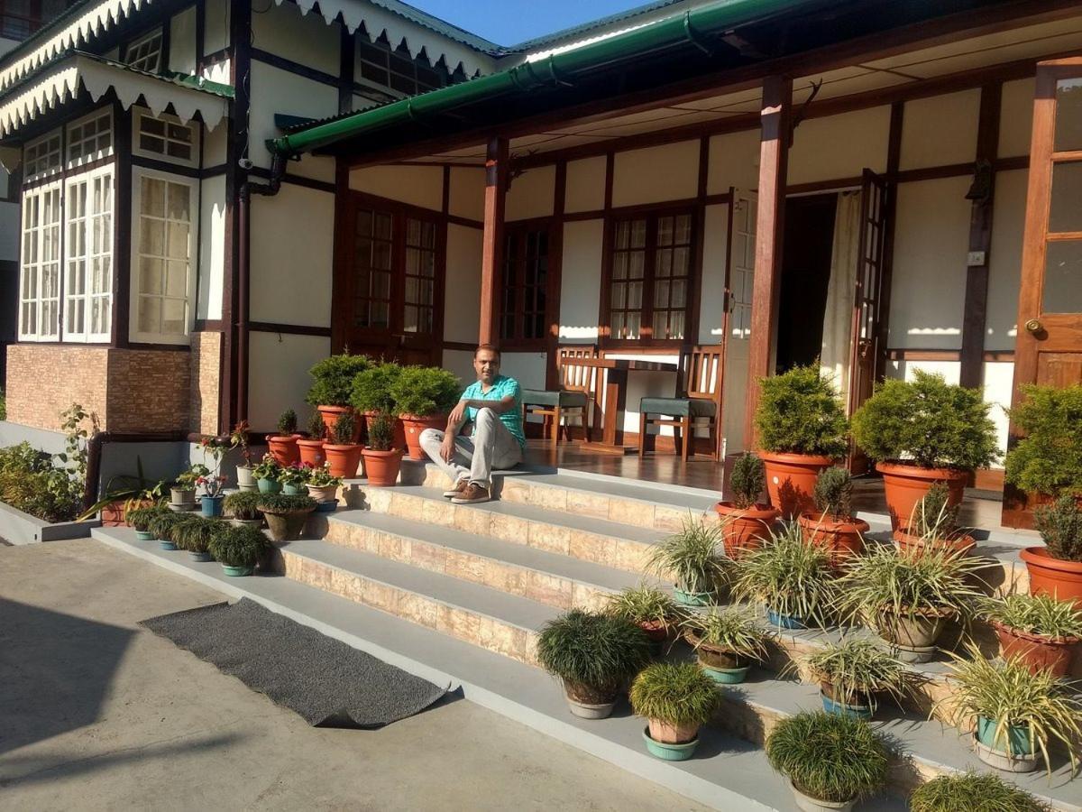 Cafe Shillong Bed & Breakfast Bed & Breakfast Exterior photo