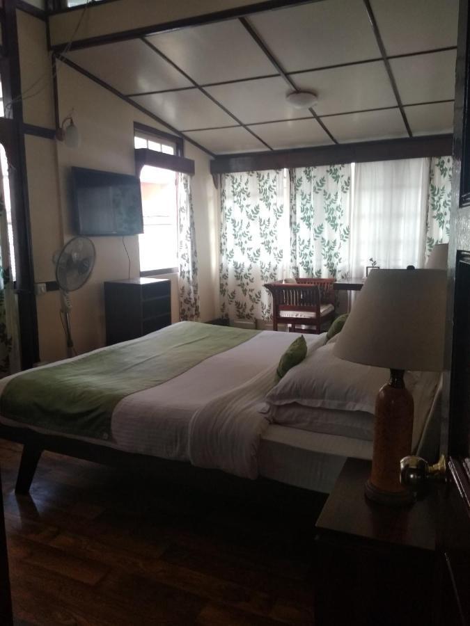 Cafe Shillong Bed & Breakfast Bed & Breakfast Exterior photo